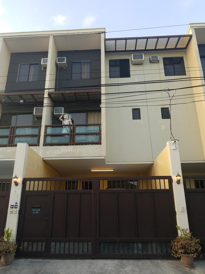 Skylab Guesthouse Paranaque City 외부 사진